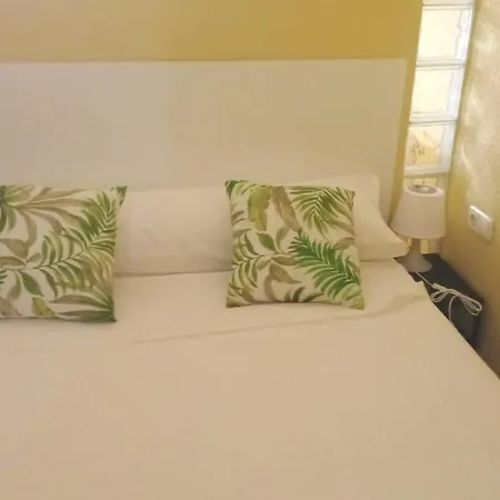 Suena Paco Apartmán *